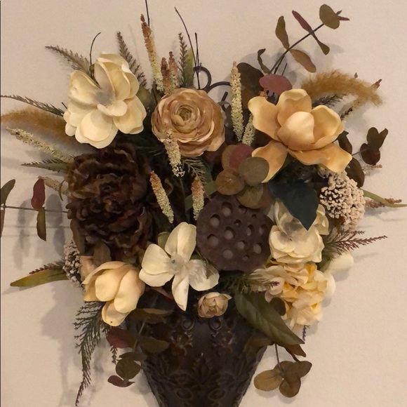 Wall Decor - Picture 6 of 6